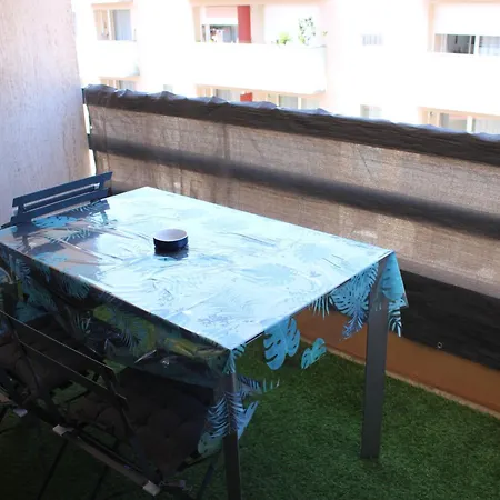 Pretty Bohemian Style Apt By Weekome *